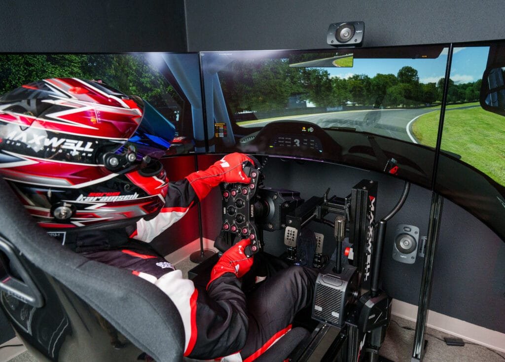 How to Choose the Best Steering Wheel for Sim Racing 3